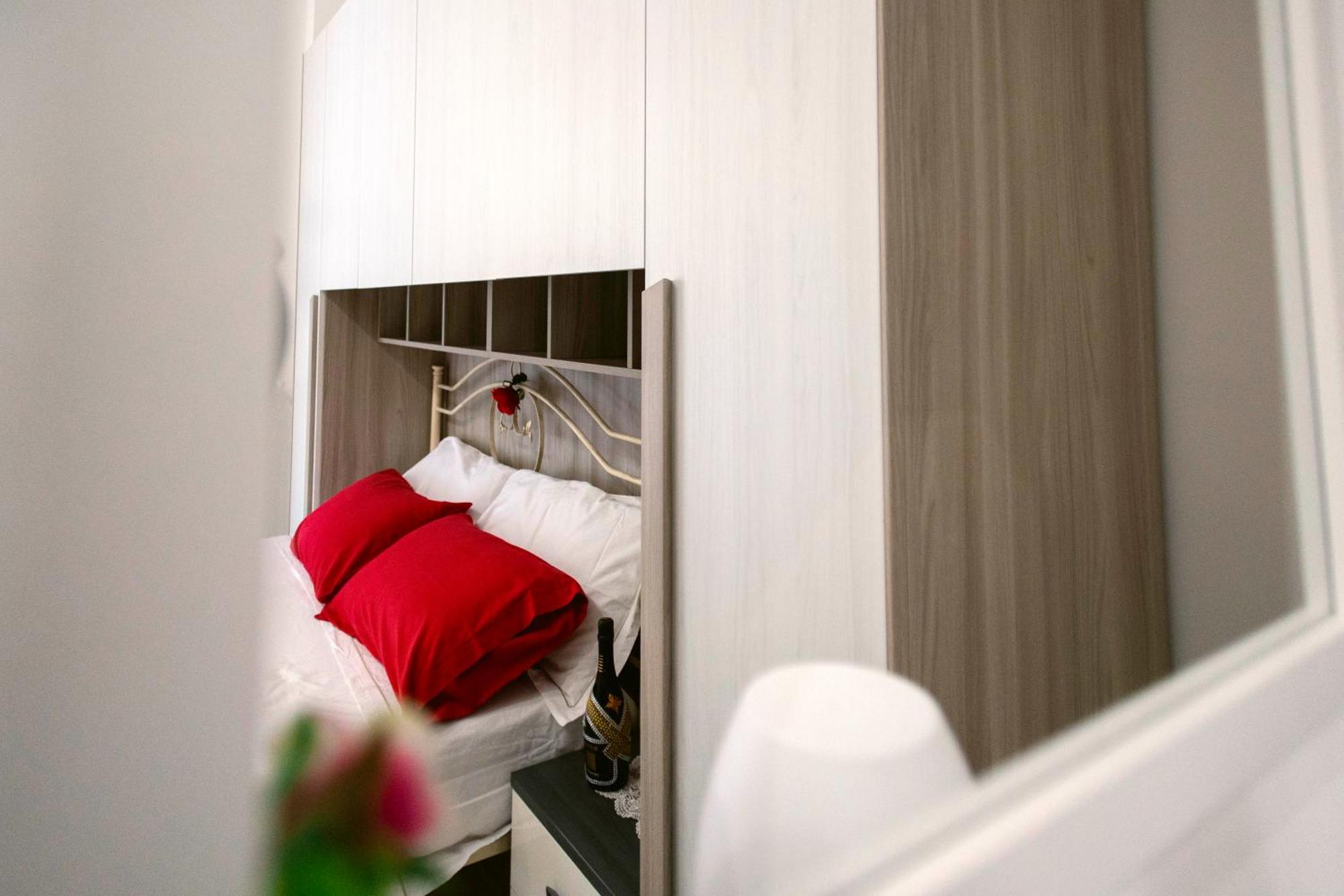 Flower'S House 24 - Central Apartment - Молфета Екстериор снимка